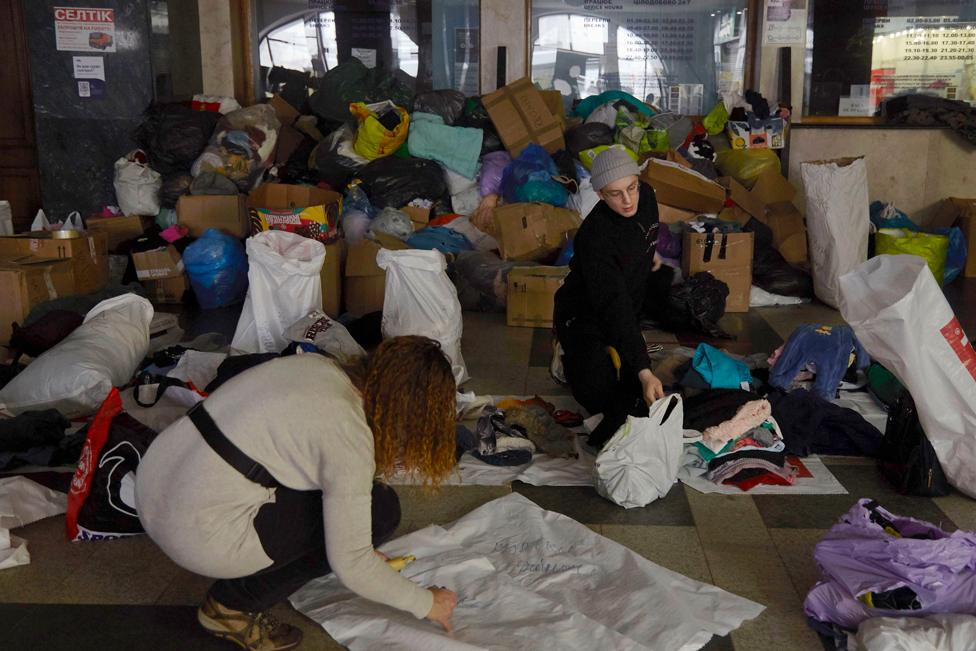 Volunteers store food and supplies donated from Ukraine's western cities in Kyiv, Ukraine. Photo: 3 March 2022