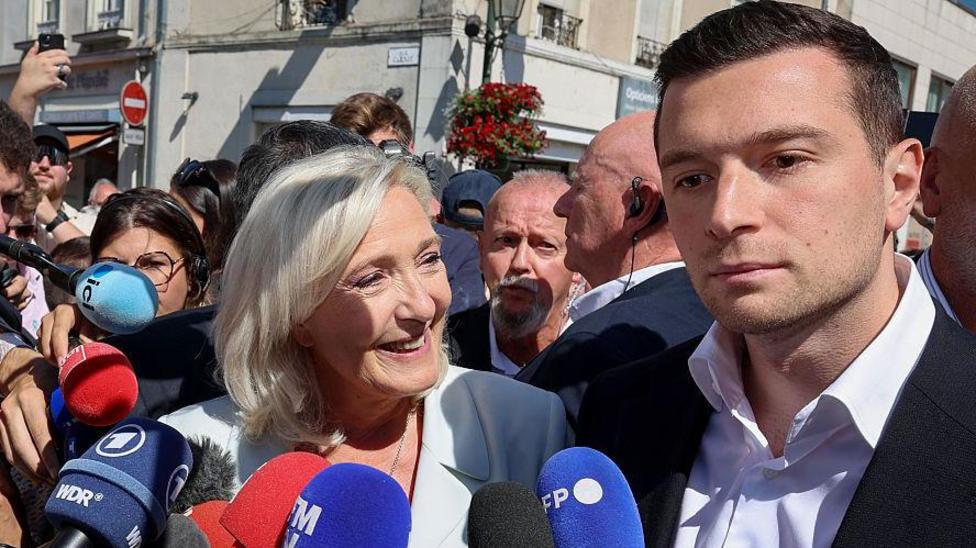 Forced to wait his turn, Marine Le Pen's deputy Bardella returns to the shadows