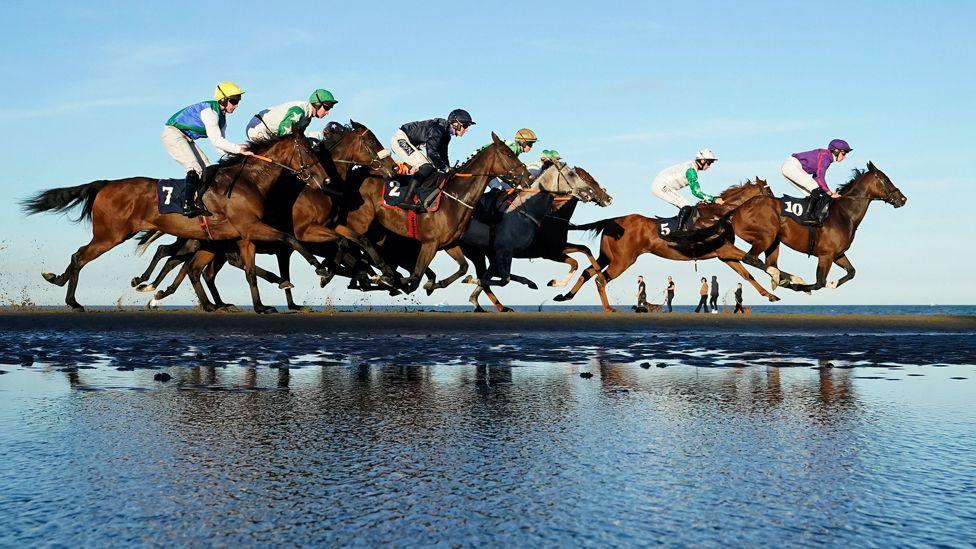 Runners and riders in action during the ONEILLS.COM (Q.R.) Handicap at Laytown Racecourse in County Meath, Ireland.