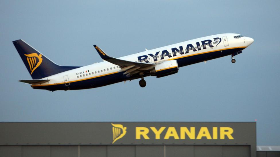 Ryanair broken window may have been caused by 'foreign object'