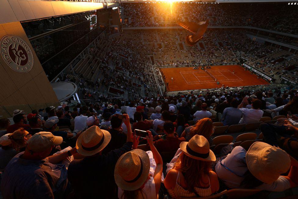 Alexander Zverev plays against Casper Ruud at Roland Garros in Paris