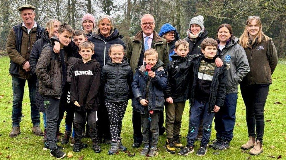 The children with the Lord-Lieutenant of Northamptonshire James Saunders Watson