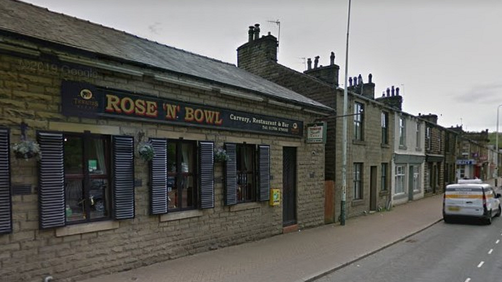 Rose 'N' Bowl pub