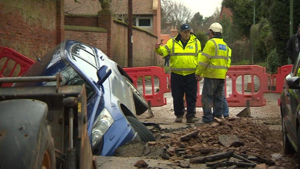 Car stuck in a sinkhole in Nottinghamshire