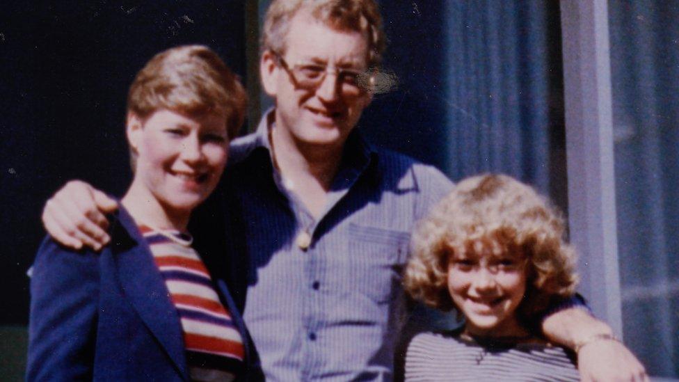 Sam Gillingham as a child with her parents