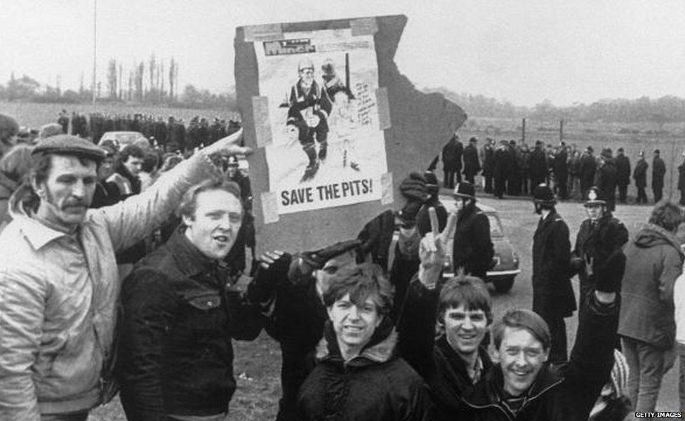 Thoresby in 1984 as miners hold up a sign saying "Save the pits"