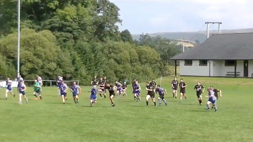 Llanidloes v Mach