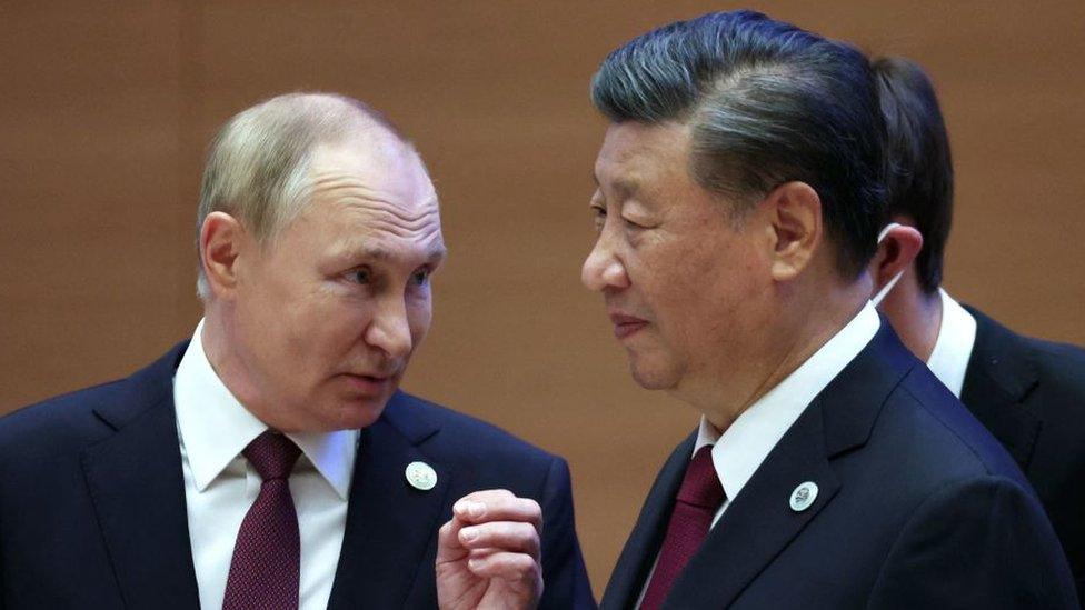 Vladimir Putin and Xi Jinping