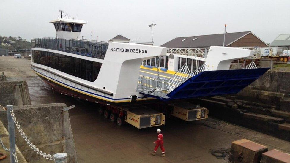 Cowes Floating Bridge