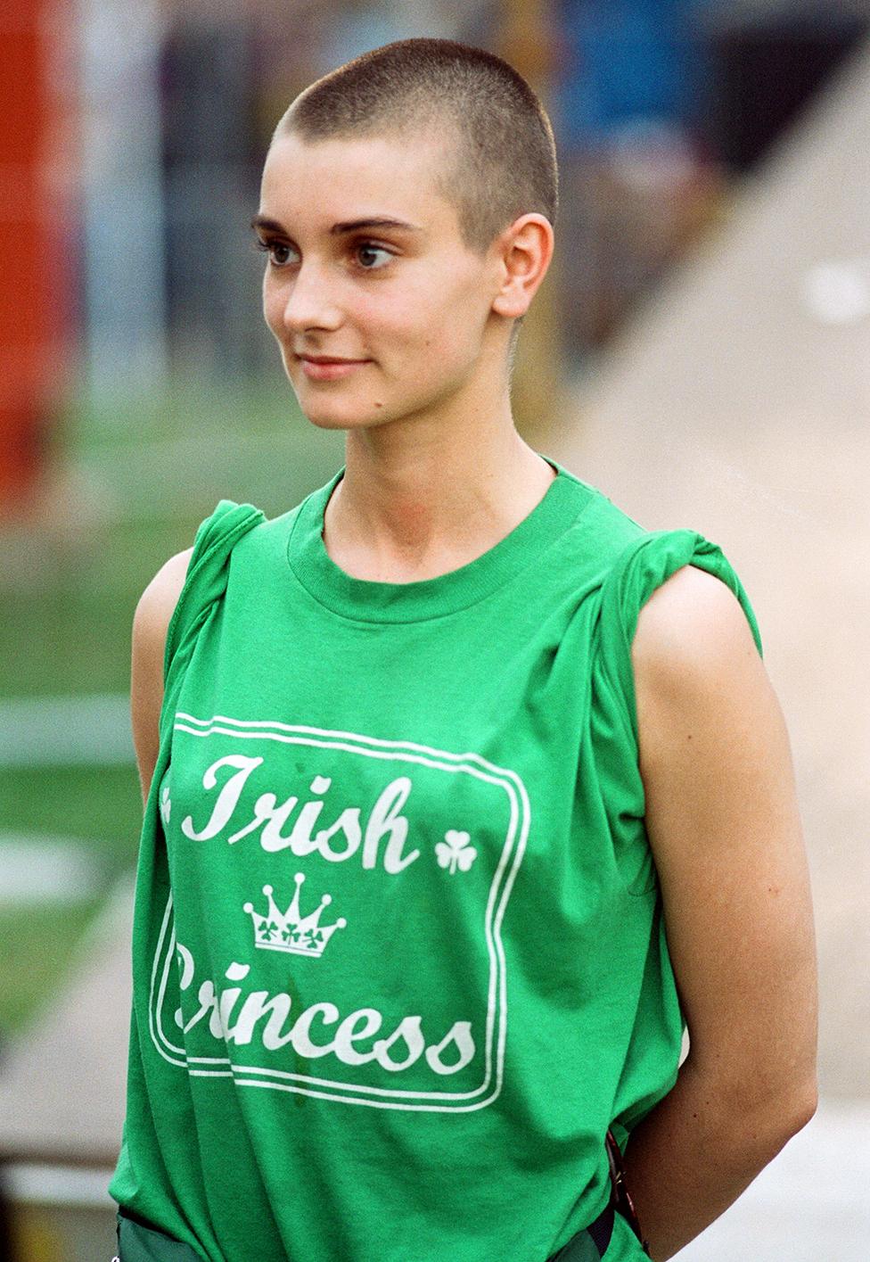 Sinead O'Connor at Glastonbury Festival on 27 June 1992