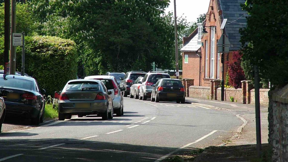 traffic at bottleneck junction