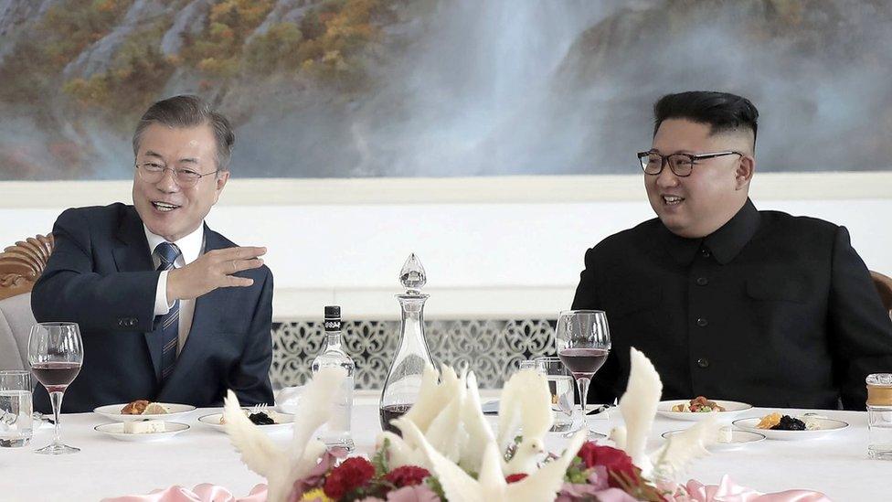 Moon Jae-in and Kim Jong-un