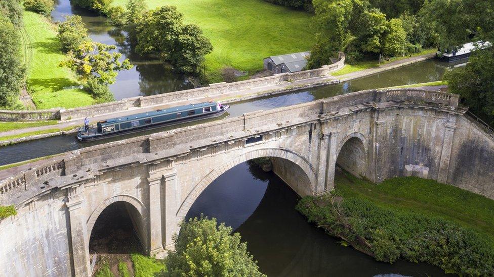 The Dundas Aqueduct