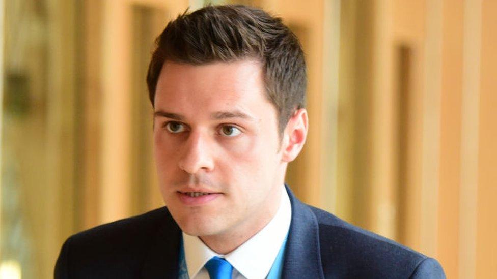 Ross Thomson