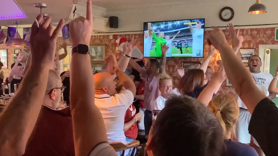 Football fans at the Kings Arms, Newport Pagnell