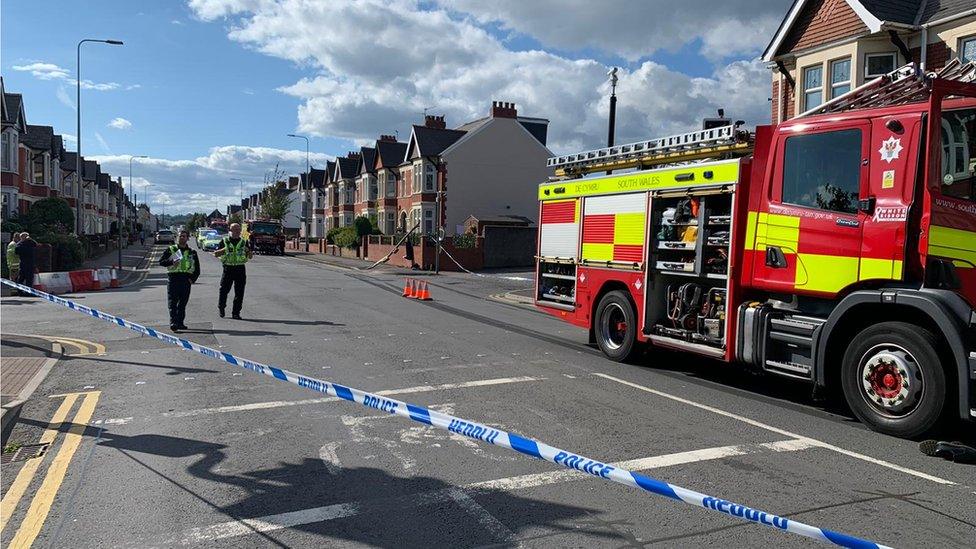 Fire engine on Lansdowne Road in Canton