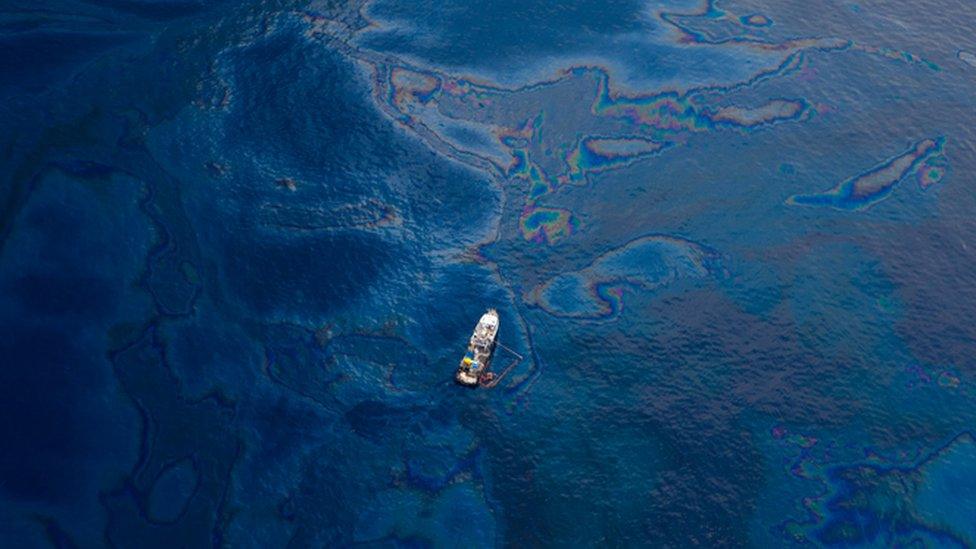 Oil slick on the sea