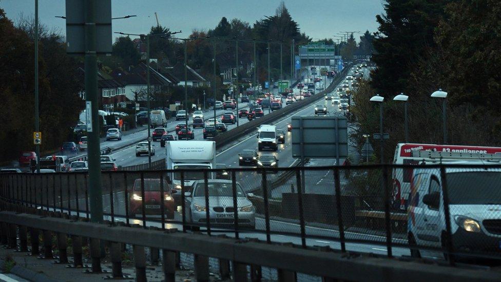 Traffic on A3 in New Malden