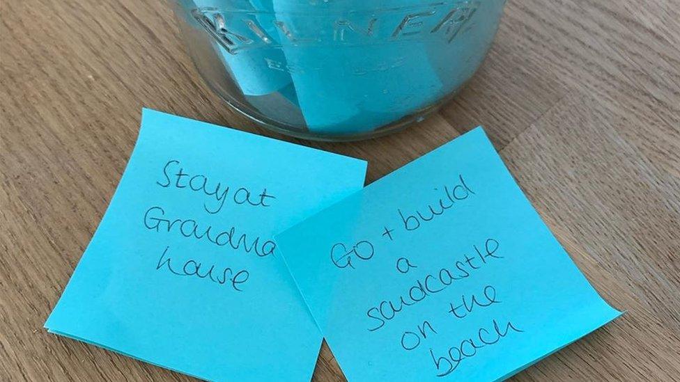 wishjar-and-post-it-notes-with-wishes