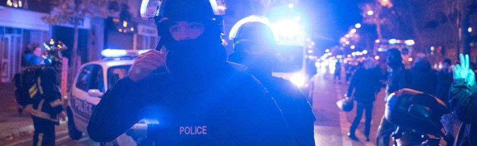 elite police officers arrive outside the Bataclan theatre