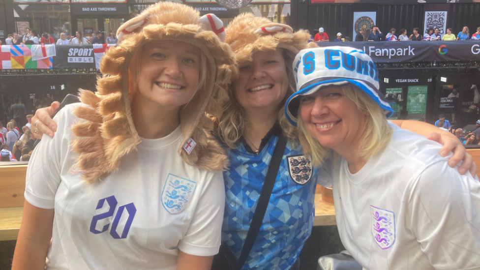 Emma, Laura and Helen Davies