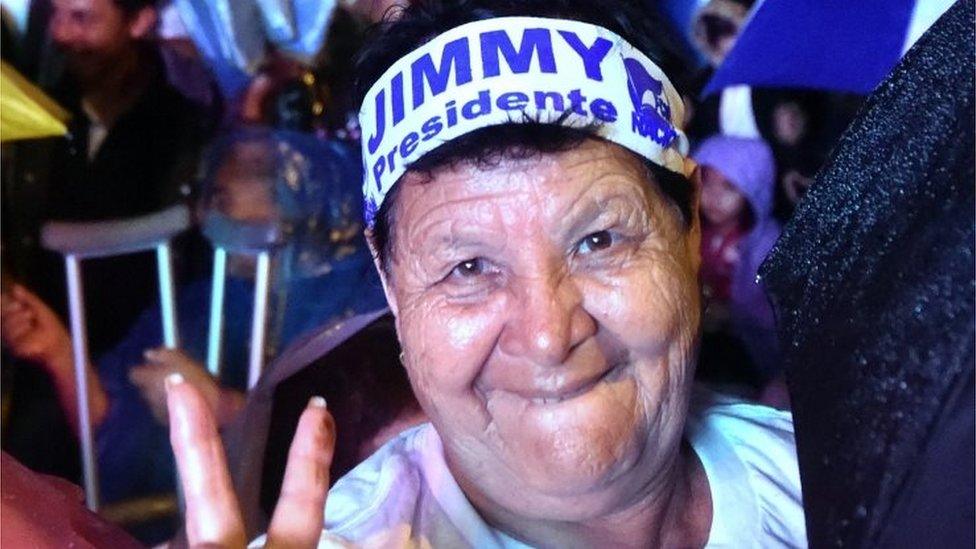 Supporters of the presidential candidate for the National Front Convergence Jimmy Morales celebrate in Guatemala City on 25 October 25, 2015.