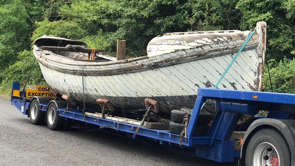 The Jane Hannah MacDonald III arriving in North Devon