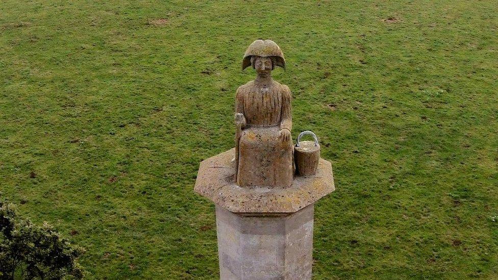 Statue of Maud Heath across the Causeway