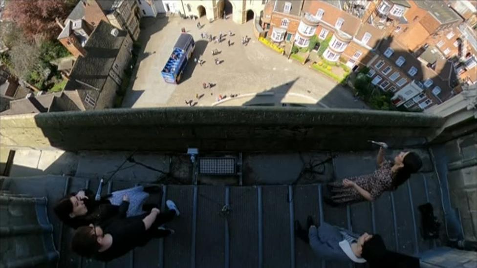 Singers on balcony