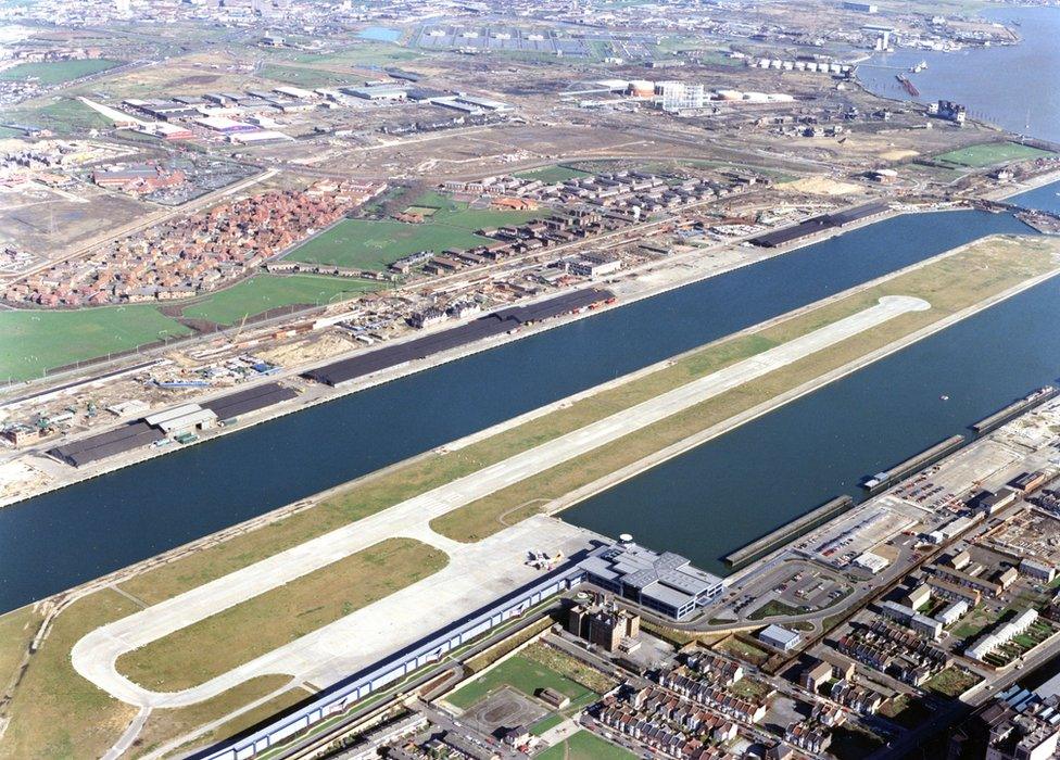 London City Airport, 1997