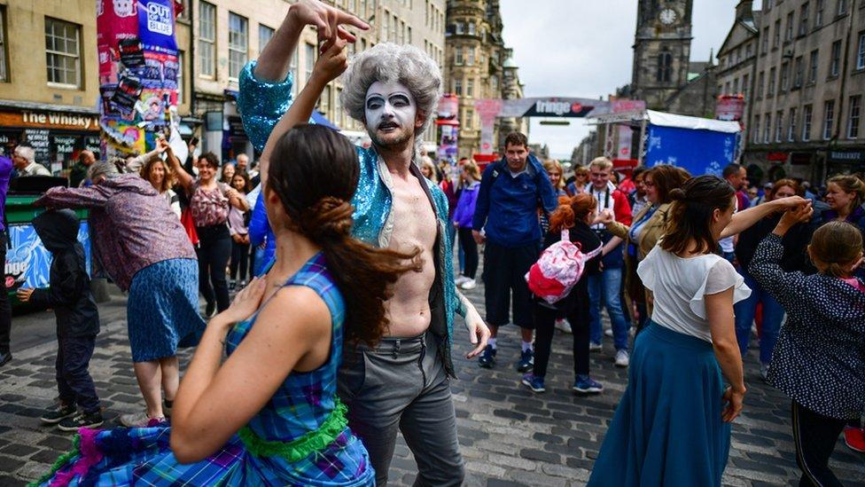 Fringe performers