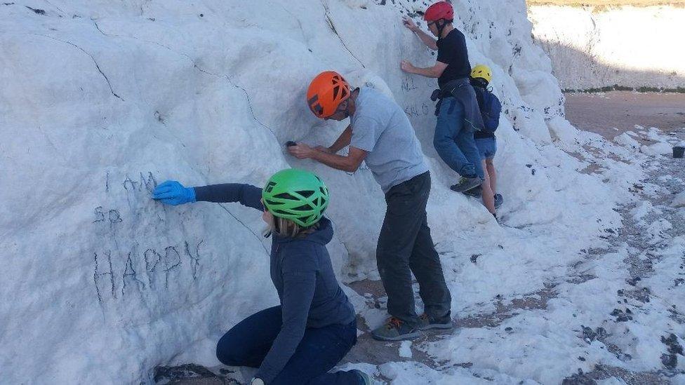 Durdle Door graffiti