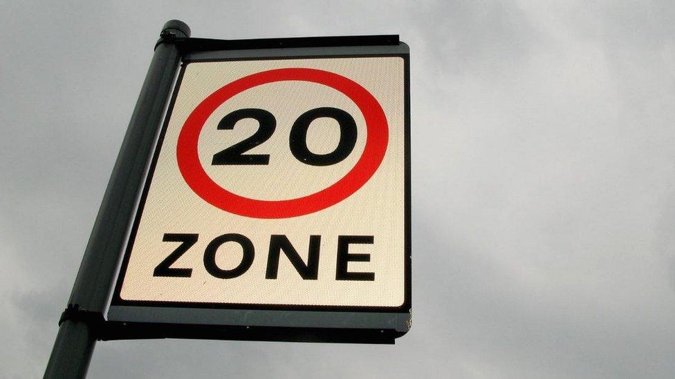 20mph sign