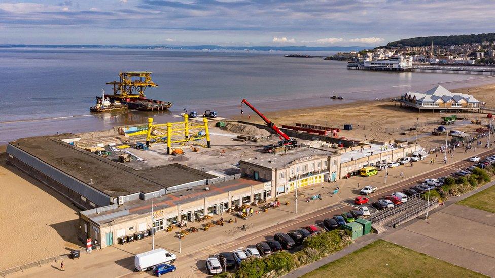 See Monster, a decommissioned North Sea offshore platform that is set to become one of the UK's largest public art installations, arrives in Weston-super-Mare, in North Somerset.