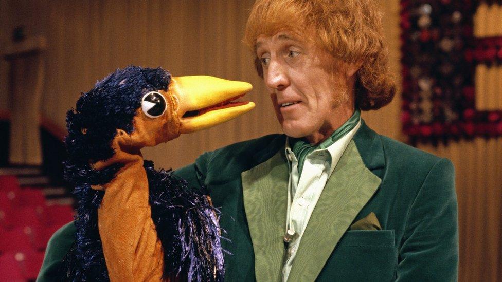 Rod Hull and Emu in Emu's Magical Christmas Show in 1981