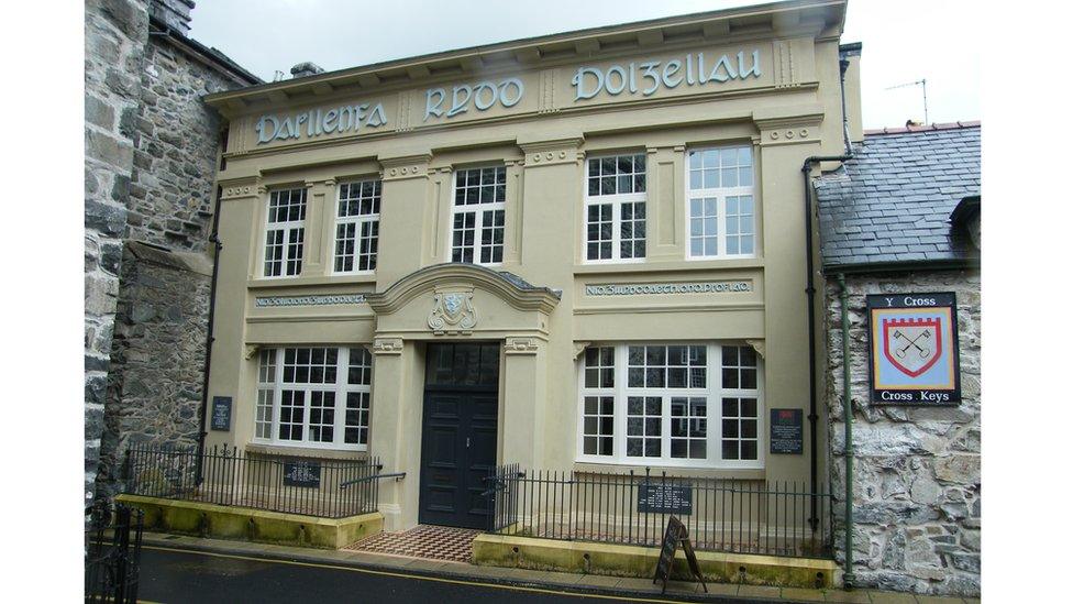 Darllenfa Rydd Dolgellau