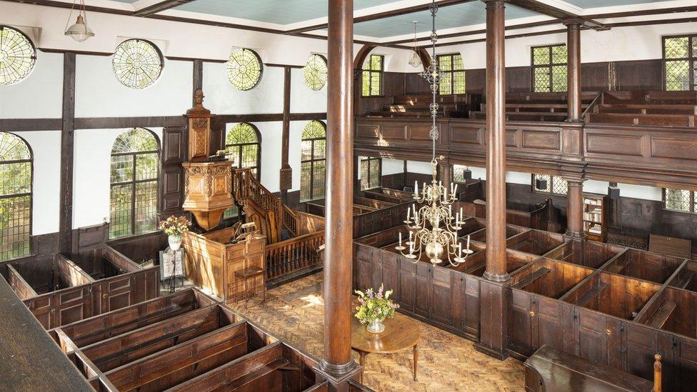 Unitarian Meeting House, Friars St. Ipswich, Suffolk. Interior view from gallery