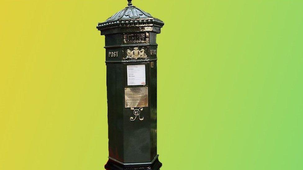 Green-post-box.