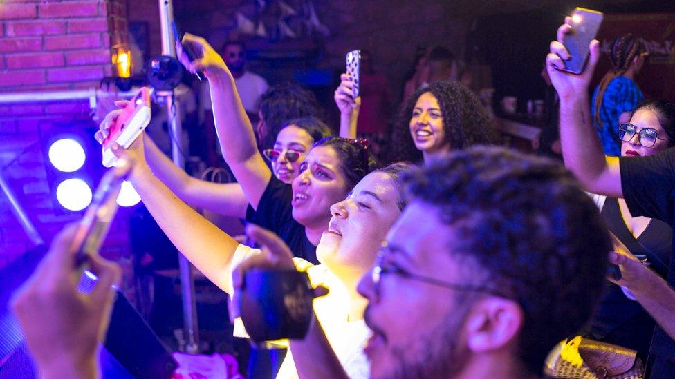 People at a Khetek gig in Morocco