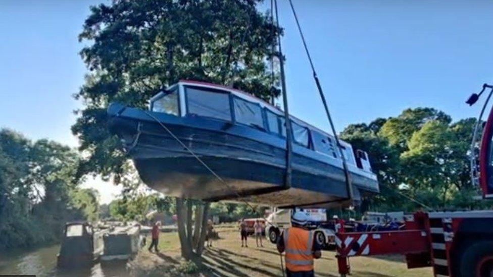 Canal boat Saltie