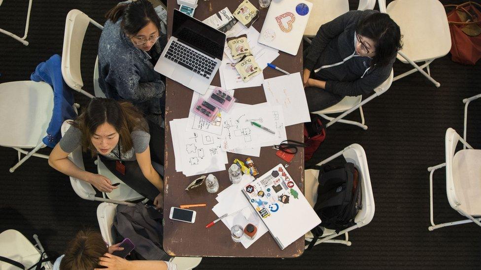 Engineering students at the University of Southern California