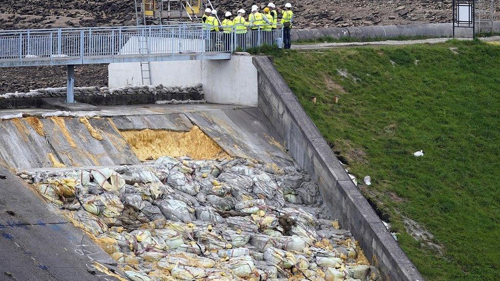 Toddbrook Reservoir dam