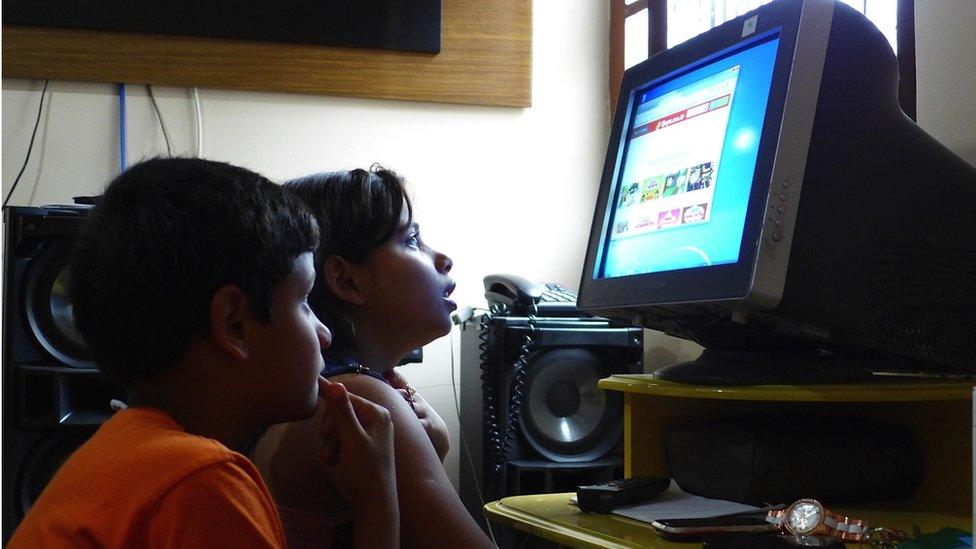 Samira and Samir, 11-year-old twins who live in Complexo da Mare in Rio