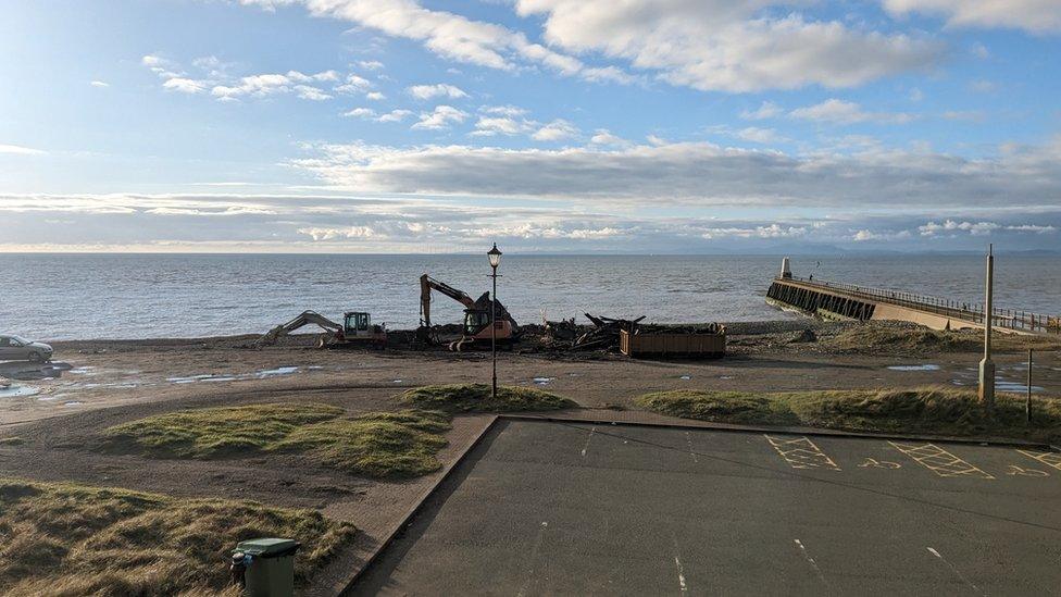 Machinery on the beach by the shipwreck