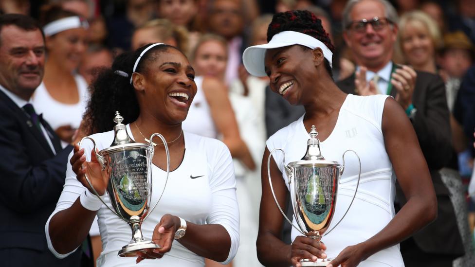 Williams Sisters Back on Wimbledon Grass for Saturday Doubles