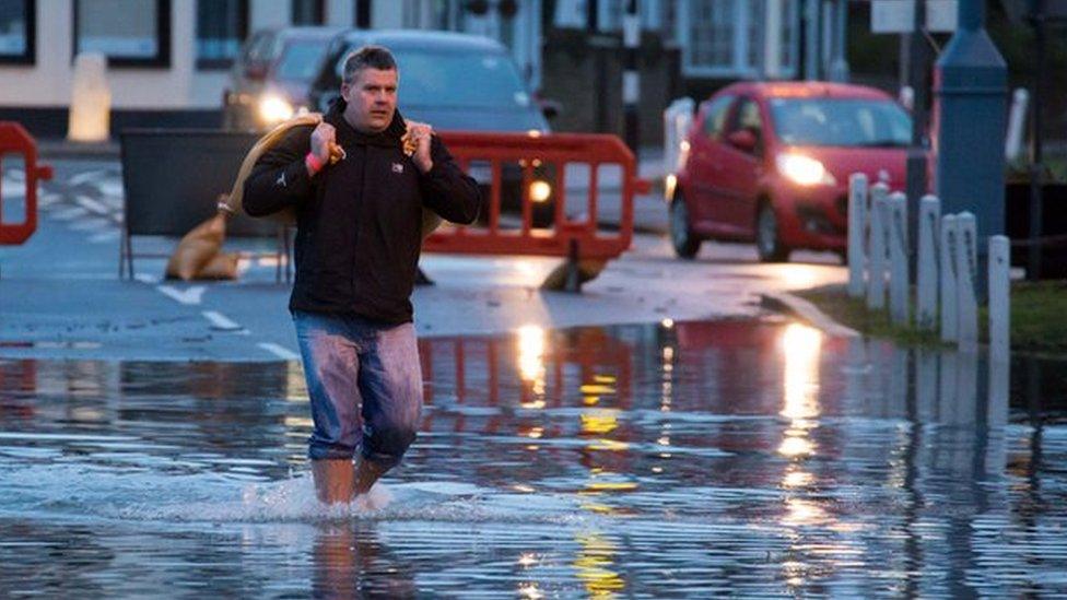 Flooding in Datchet