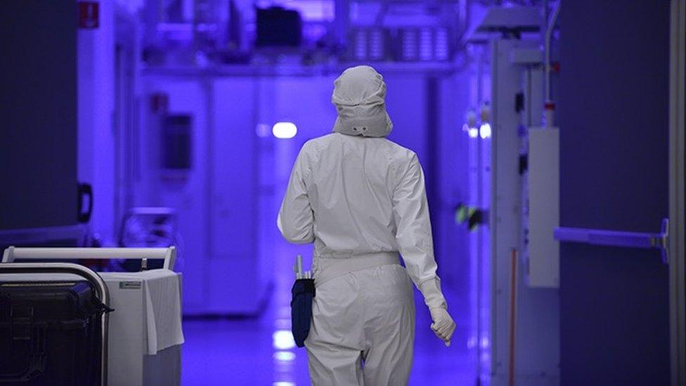 Intel clean room