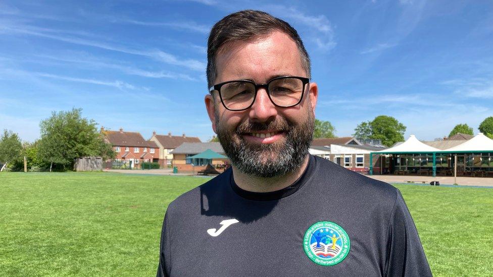 Longlevens Junior School Coach, Matt Jeynes