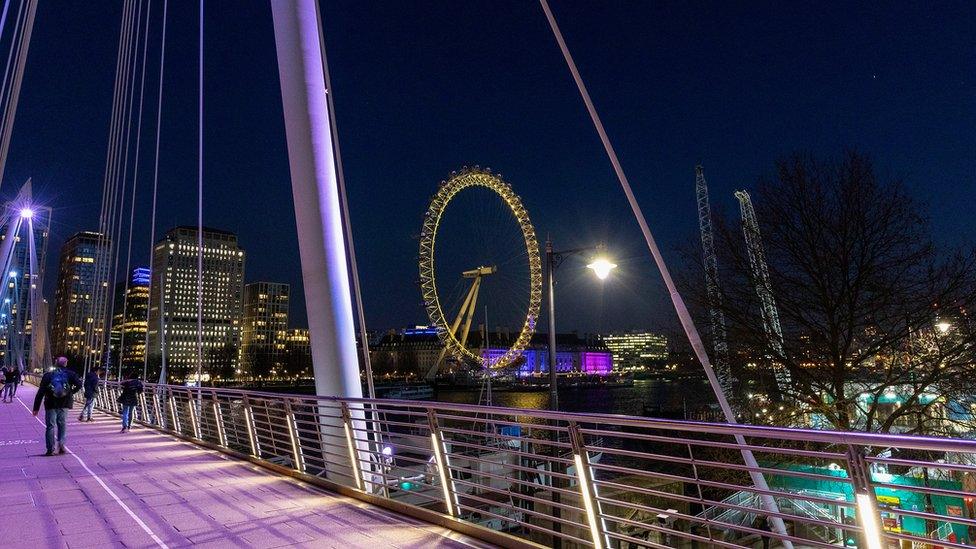 London eye.