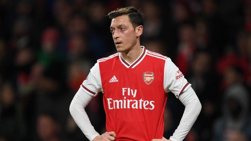 Mesut-Ozil.